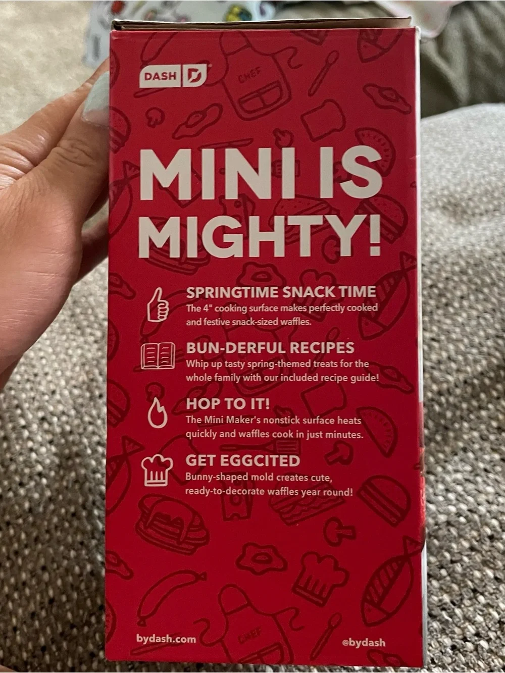 Dash Mint Green Mini Bunny Waffle Maker